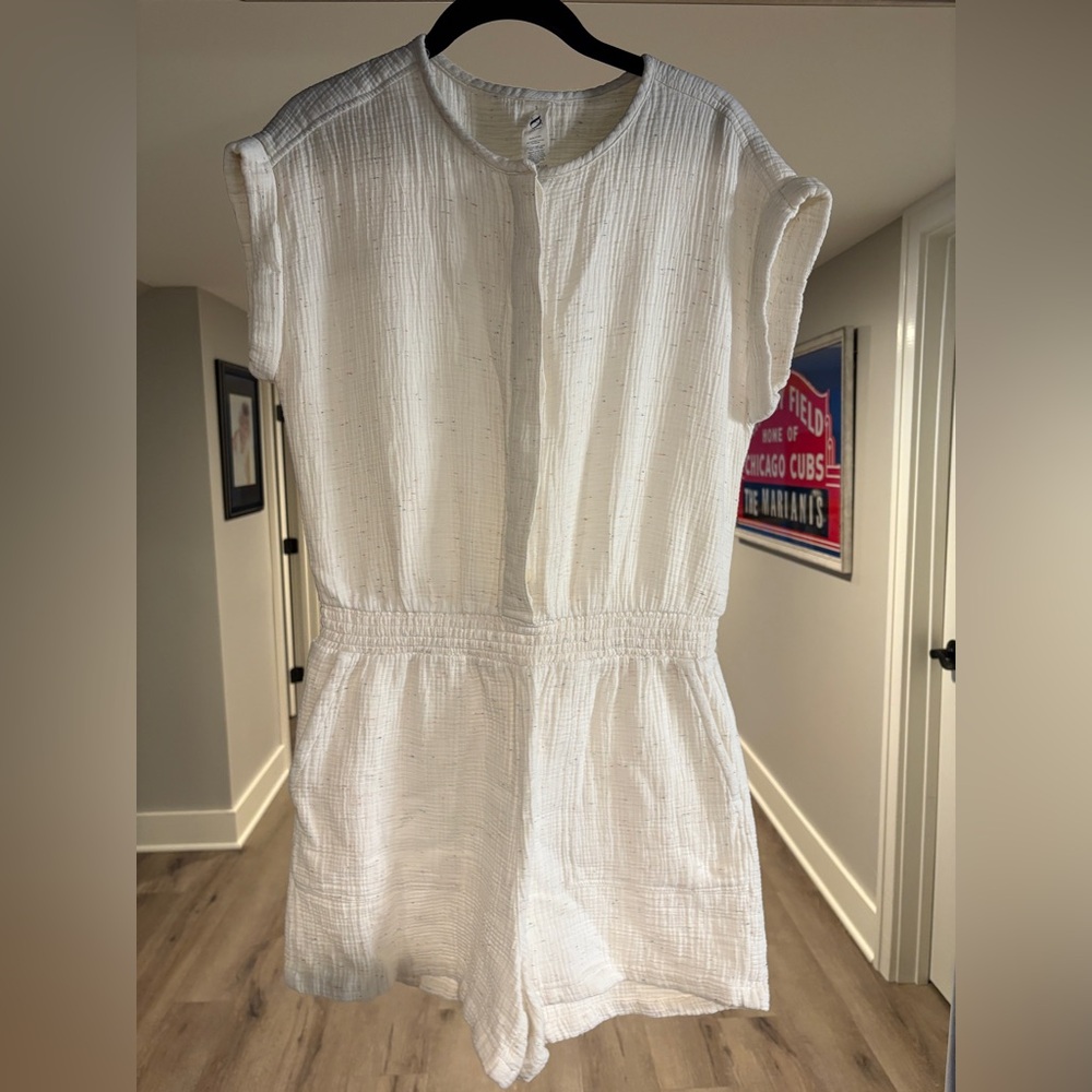 Lou & Grey Textured Cream Romper